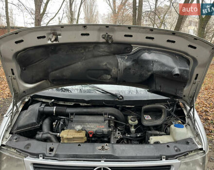 Сірий Мерседес Віто, об'ємом двигуна 2.15 л та пробігом 400 тис. км за 5000 $, фото 19 на Automoto.ua