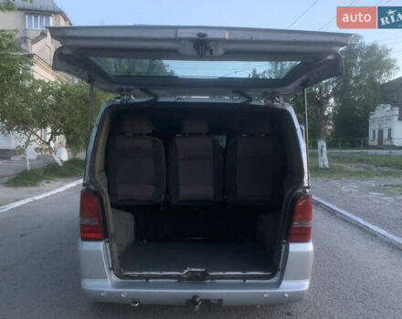 Серый Мерседес Вито, объемом двигателя 2.15 л и пробегом 400 тыс. км за 4500 $, фото 16 на Automoto.ua