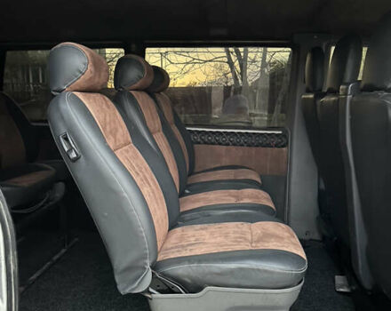 Серый Мерседес Вито, объемом двигателя 2.15 л и пробегом 350 тыс. км за 5200 $, фото 14 на Automoto.ua