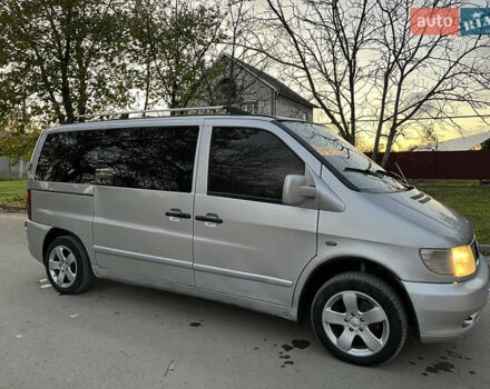 Серый Мерседес Вито, объемом двигателя 2.15 л и пробегом 350 тыс. км за 5200 $, фото 1 на Automoto.ua