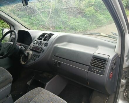 Серый Мерседес Вито, объемом двигателя 0 л и пробегом 250 тыс. км за 2600 $, фото 6 на Automoto.ua