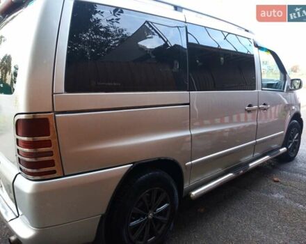 Серый Мерседес Вито, объемом двигателя 2.15 л и пробегом 400 тыс. км за 5541 $, фото 20 на Automoto.ua