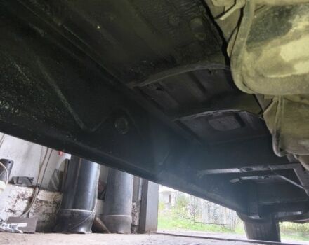 Серый Мерседес Вито, объемом двигателя 2.2 л и пробегом 240 тыс. км за 5400 $, фото 19 на Automoto.ua