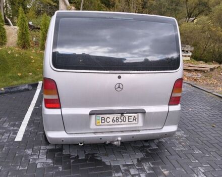 Серый Мерседес Вито, объемом двигателя 2.2 л и пробегом 240 тыс. км за 5400 $, фото 5 на Automoto.ua