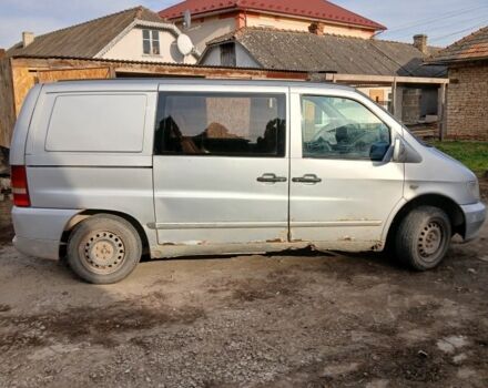 Серый Мерседес Вито, объемом двигателя 2.2 л и пробегом 331 тыс. км за 2000 $, фото 1 на Automoto.ua