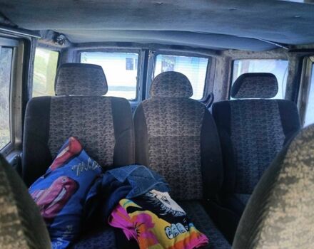 Серый Мерседес Вито, объемом двигателя 2.2 л и пробегом 350 тыс. км за 4700 $, фото 10 на Automoto.ua