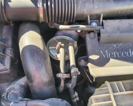 Серый Мерседес Вито, объемом двигателя 2.2 л и пробегом 240 тыс. км за 5400 $, фото 11 на Automoto.ua