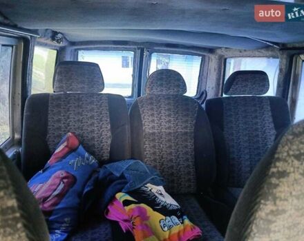 Серый Мерседес Вито, объемом двигателя 2.2 л и пробегом 350 тыс. км за 4700 $, фото 8 на Automoto.ua