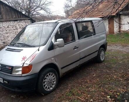 Серый Мерседес Вито, объемом двигателя 2 л и пробегом 345 тыс. км за 4200 $, фото 3 на Automoto.ua