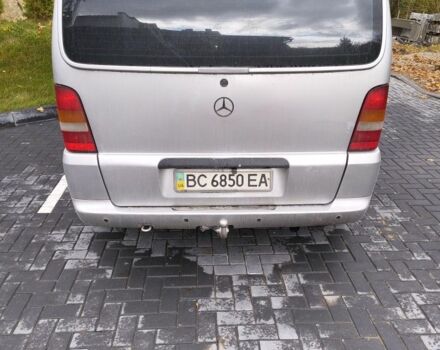 Серый Мерседес Вито, объемом двигателя 2.2 л и пробегом 240 тыс. км за 5400 $, фото 1 на Automoto.ua