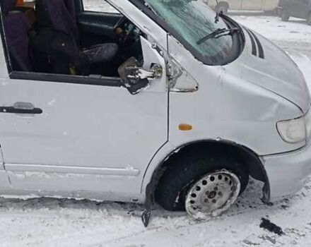 Серый Мерседес Вито, объемом двигателя 2.15 л и пробегом 450 тыс. км за 1500 $, фото 7 на Automoto.ua