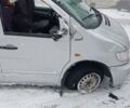 Серый Мерседес Вито, объемом двигателя 2.15 л и пробегом 450 тыс. км за 1500 $, фото 7 на Automoto.ua