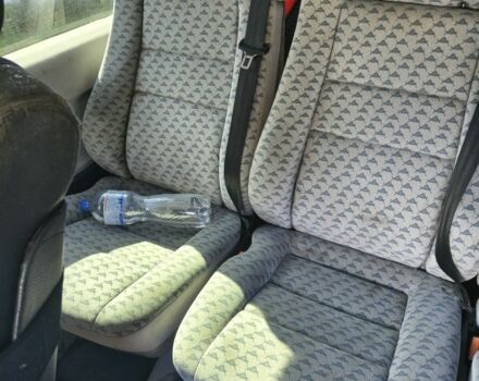 Серый Мерседес Вито, объемом двигателя 2.2 л и пробегом 240 тыс. км за 5400 $, фото 14 на Automoto.ua