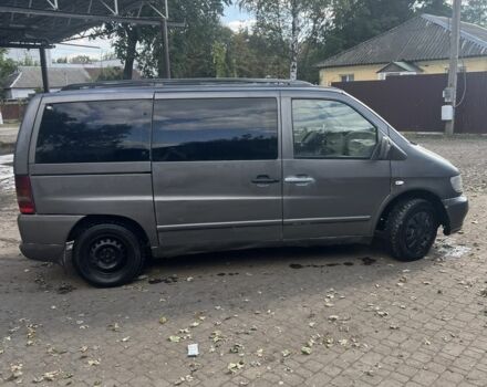 Серый Мерседес Вито, объемом двигателя 2.2 л и пробегом 500 тыс. км за 3000 $, фото 3 на Automoto.ua