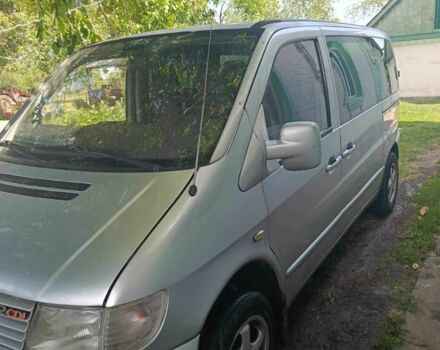 Серый Мерседес Вито, объемом двигателя 2.2 л и пробегом 350 тыс. км за 4700 $, фото 5 на Automoto.ua