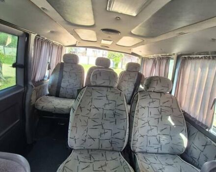 Серый Мерседес Вито, объемом двигателя 2.2 л и пробегом 390 тыс. км за 6200 $, фото 25 на Automoto.ua