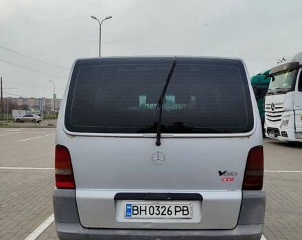 Серый Мерседес Вито, объемом двигателя 2.15 л и пробегом 349 тыс. км за 3950 $, фото 5 на Automoto.ua