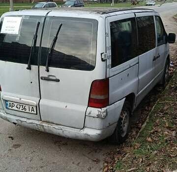 Серый Мерседес Вито, объемом двигателя 2.15 л и пробегом 500 тыс. км за 3000 $, фото 5 на Automoto.ua