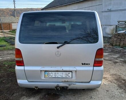 Серый Мерседес Вито, объемом двигателя 2.2 л и пробегом 331 тыс. км за 2000 $, фото 3 на Automoto.ua