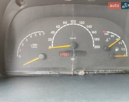 Серый Мерседес Вито, объемом двигателя 2.15 л и пробегом 349 тыс. км за 3950 $, фото 11 на Automoto.ua