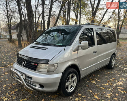 Серый Мерседес Вито, объемом двигателя 2.15 л и пробегом 400 тыс. км за 5000 $, фото 2 на Automoto.ua