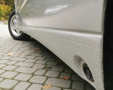 Серый Мерседес Вито, объемом двигателя 2.1 л и пробегом 410 тыс. км за 4500 $, фото 7 на Automoto.ua