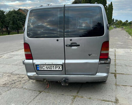 Серый Мерседес Вито, объемом двигателя 2.15 л и пробегом 500 тыс. км за 3000 $, фото 2 на Automoto.ua