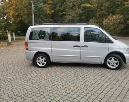 Серый Мерседес Вито, объемом двигателя 2.1 л и пробегом 410 тыс. км за 4500 $, фото 3 на Automoto.ua