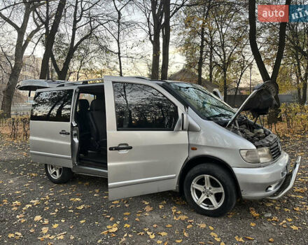 Серый Мерседес Вито, объемом двигателя 2.15 л и пробегом 400 тыс. км за 5000 $, фото 16 на Automoto.ua