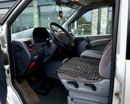 Сірий Мерседес Віто, об'ємом двигуна 2.2 л та пробігом 400 тис. км за 6499 $, фото 11 на Automoto.ua