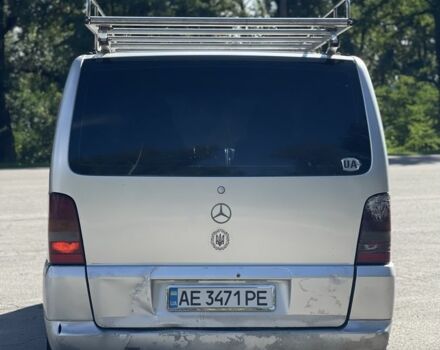 Серый Мерседес Вито, объемом двигателя 2.1 л и пробегом 300 тыс. км за 2499 $, фото 5 на Automoto.ua