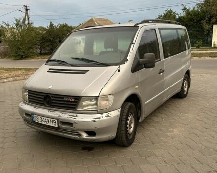 Серый Мерседес Вито, объемом двигателя 2.1 л и пробегом 320 тыс. км за 4500 $, фото 1 на Automoto.ua