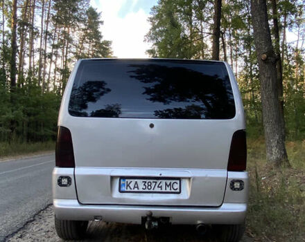 Серый Мерседес Вито, объемом двигателя 2.15 л и пробегом 432 тыс. км за 7000 $, фото 6 на Automoto.ua