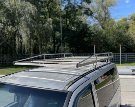 Серый Мерседес Вито, объемом двигателя 2.1 л и пробегом 300 тыс. км за 2499 $, фото 10 на Automoto.ua