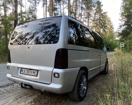 Серый Мерседес Вито, объемом двигателя 2.15 л и пробегом 432 тыс. км за 7000 $, фото 8 на Automoto.ua