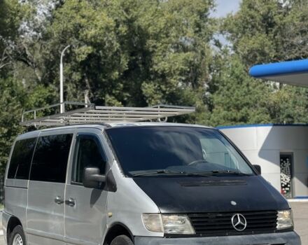 Серый Мерседес Вито, объемом двигателя 2.1 л и пробегом 300 тыс. км за 2499 $, фото 1 на Automoto.ua