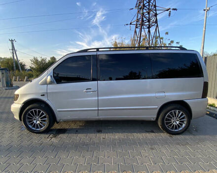 Серый Мерседес Вито, объемом двигателя 2.15 л и пробегом 432 тыс. км за 7000 $, фото 19 на Automoto.ua