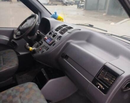 Сірий Мерседес Віто, об'ємом двигуна 2.15 л та пробігом 361 тис. км за 4800 $, фото 4 на Automoto.ua