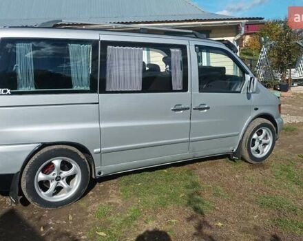 Серый Мерседес Вито, объемом двигателя 2.1 л и пробегом 415 тыс. км за 5600 $, фото 2 на Automoto.ua