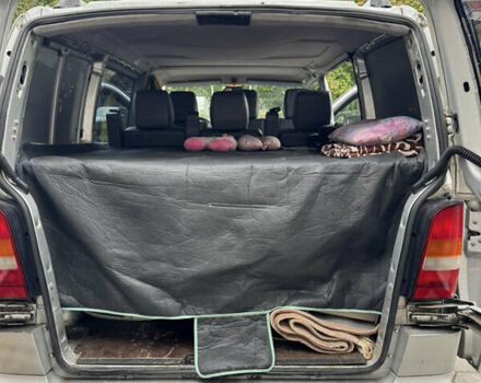 Серый Мерседес Вито, объемом двигателя 2.2 л и пробегом 346 тыс. км за 4100 $, фото 7 на Automoto.ua