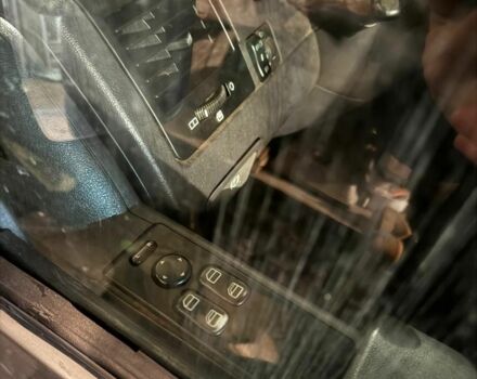 Серый Мерседес Вито, объемом двигателя 0 л и пробегом 299 тыс. км за 5700 $, фото 2 на Automoto.ua