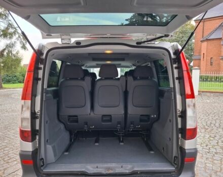 Серый Мерседес Вито, объемом двигателя 2.2 л и пробегом 280 тыс. км за 3800 $, фото 7 на Automoto.ua