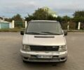 Серый Мерседес Вито, объемом двигателя 2.1 л и пробегом 320 тыс. км за 4500 $, фото 1 на Automoto.ua