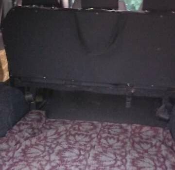 Серый Мерседес Вито, объемом двигателя 2.2 л и пробегом 689 тыс. км за 7600 $, фото 6 на Automoto.ua