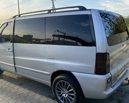 Серый Мерседес Вито, объемом двигателя 2.15 л и пробегом 432 тыс. км за 7000 $, фото 23 на Automoto.ua