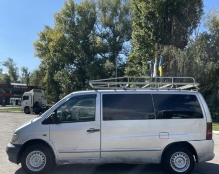 Серый Мерседес Вито, объемом двигателя 2.1 л и пробегом 300 тыс. км за 2499 $, фото 7 на Automoto.ua