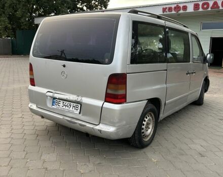 Серый Мерседес Вито, объемом двигателя 2.1 л и пробегом 320 тыс. км за 4500 $, фото 3 на Automoto.ua