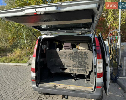 Сірий Мерседес Віто, об'ємом двигуна 2.15 л та пробігом 329 тис. км за 5700 $, фото 11 на Automoto.ua