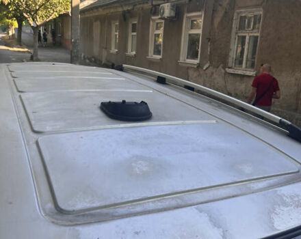 Серый Мерседес Вито, объемом двигателя 2.15 л и пробегом 430 тыс. км за 7700 $, фото 19 на Automoto.ua
