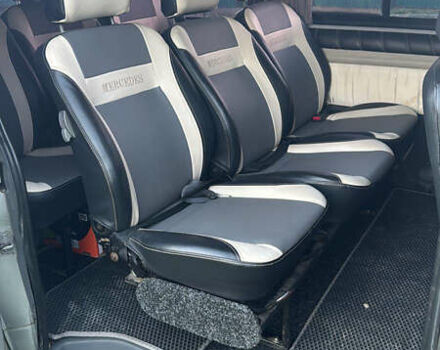 Серый Мерседес Вито, объемом двигателя 2.15 л и пробегом 413 тыс. км за 7000 $, фото 8 на Automoto.ua